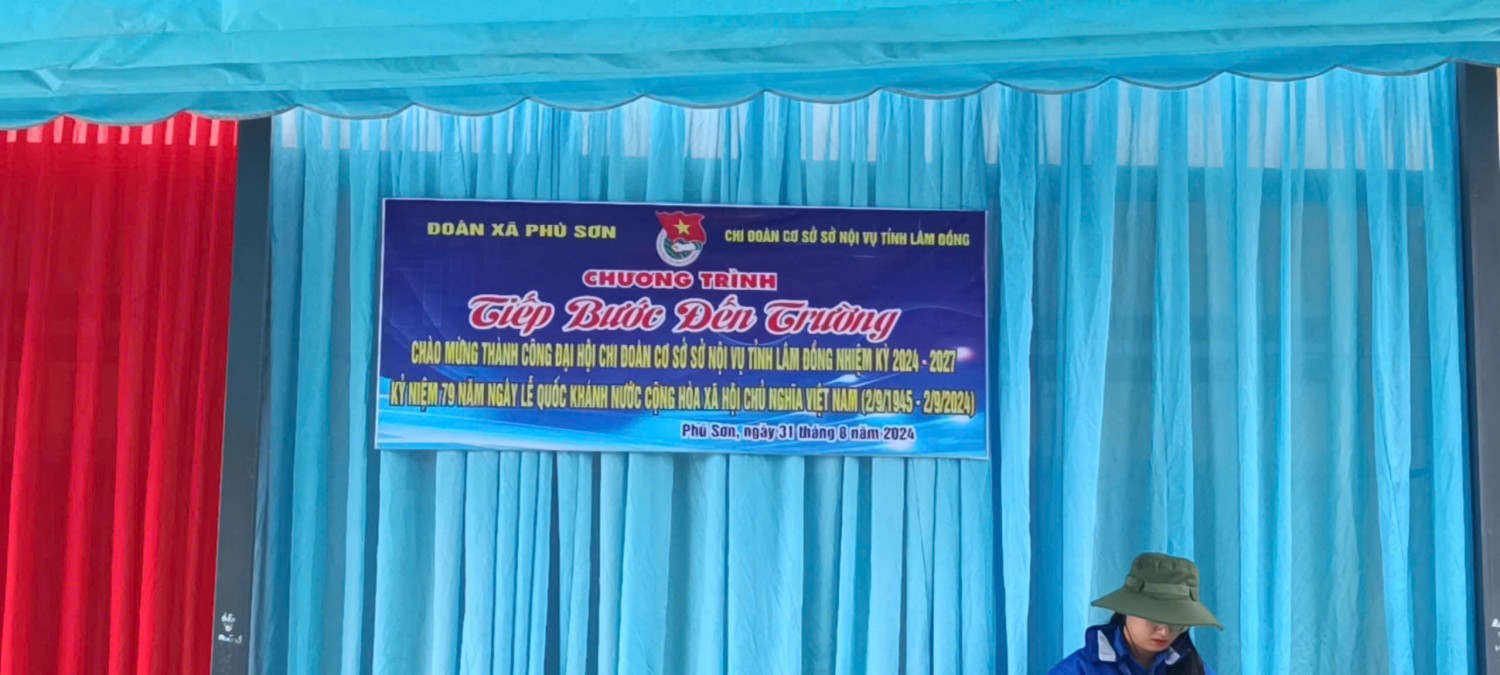 Chương trình tiếp bước đến trường