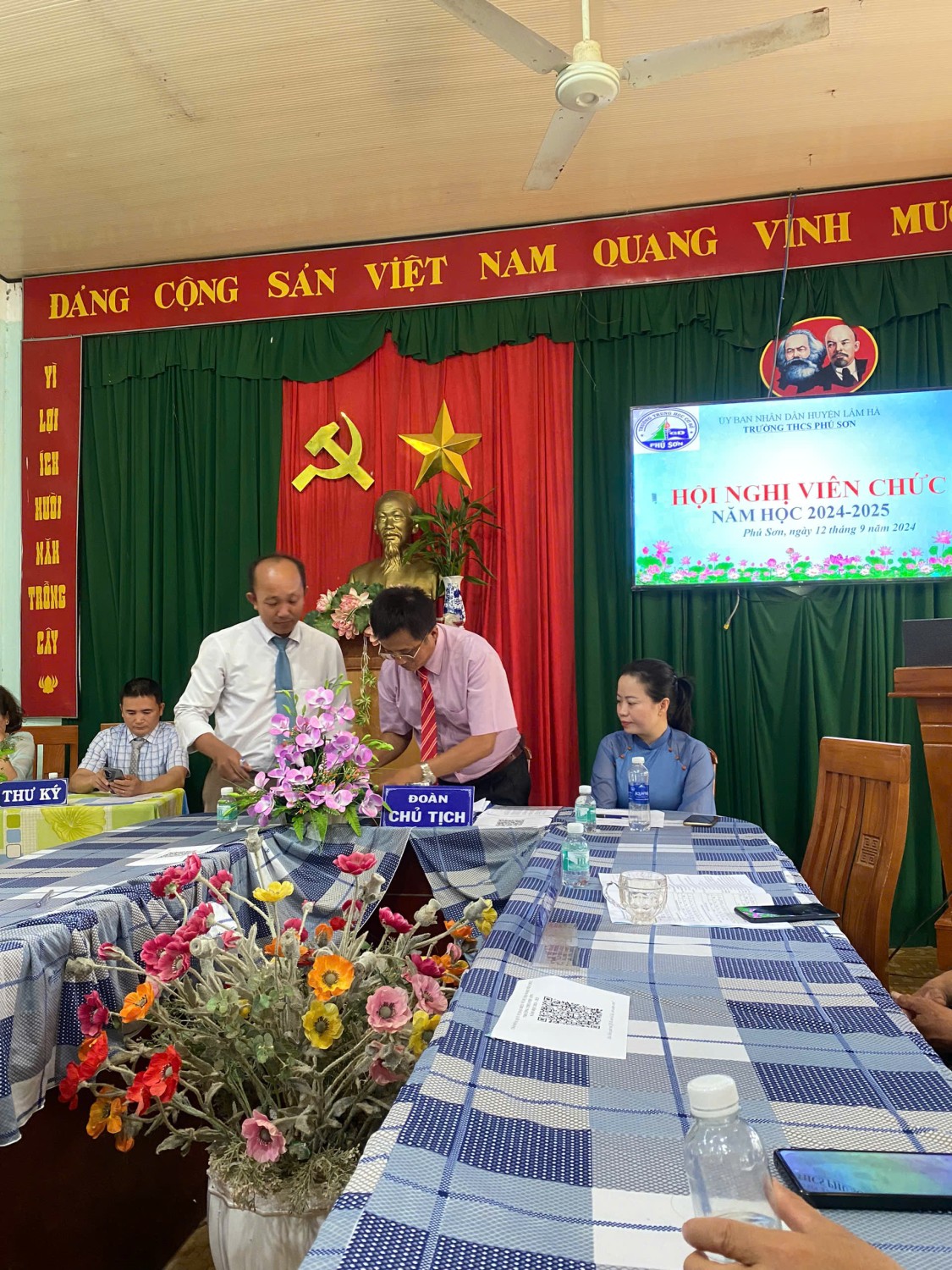 z5824416858101 e48a83d58079fe429da19f83885e35e7