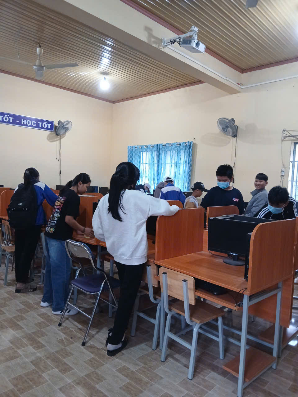 z6878367581642 97586996e0b0f9be2ae7a57c2e8f25ee